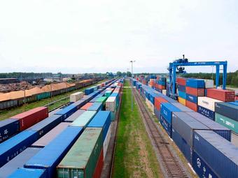 Транзит контейнеров через Литву с 2024 года подорожает на 60%